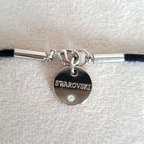 Swarovski Limited Edition Aura Compact Pendant - Picture 4 of 11